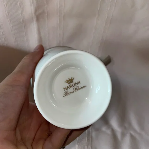 Narumi Bone China Nocturne Gold Coffee Mugs